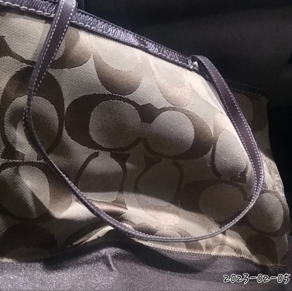 Coach purse brown/tan medium - Picture 7 of 8